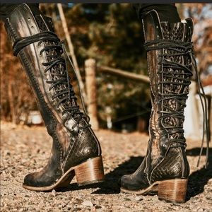 Free bird by Steven carver boots